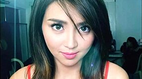 Kathryn Bernardo takes on sexy jerk off challenge game! 😏