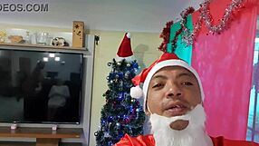 want to see paty bumbum enjoying christmas with big ass fetish?