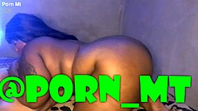 Pornstar With BIG ASS SUCKING My DICK
