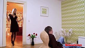 damn, Susan Snow banging hot on floor! 🔥