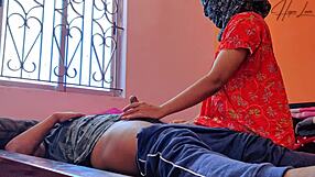 Isteri Melayu cantik dapat kongkek hardcore di faraj ketatnya.