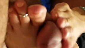 زوجات هاوية كس مبلل مع زوجين صغيرين 18+ بلوند