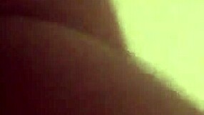 Gran polla se come a la esposa interracial, ¿quieres ver más?