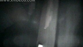 chupando paus e dando no glory hole completo no xvideos red