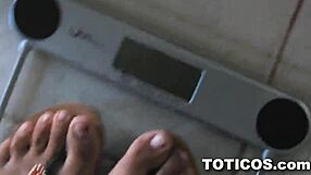 Watch this black latina teen's pussy get pounded?