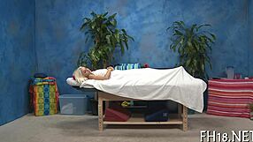 For Fanden! Massage Bliver Til Rå, Dampende Sex I Disse Vilde Klip!