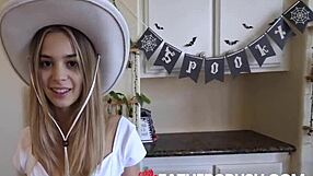 Pequeña Molly Little clavada por su padrastro en POV