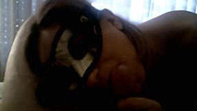 Anna Varentino swallows in hot room?