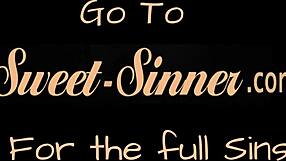 ドッグスタイルの18歳以上が官能的な動きで乳揉みファック、グラマラスなロールプレイ！