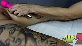 Gostosa Receives Erotic Massage With Pearl Pussy And Rikardo Fantasma