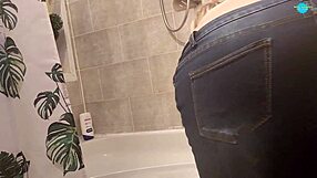 real amateur milf reveals her body for watching