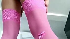 Alexa Tomas in lingerie reaches orgasm masturbating