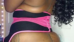 Naejae Flaunts Her Massive Ebony Ass in Solo Show