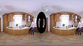 Tsvirtuallovers chatting about heels and shoes