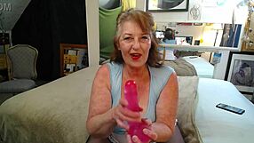 Κάπνισμα και Χάιδεμα με τη Σέξι Dawnskye1962 για Ανάρρωση