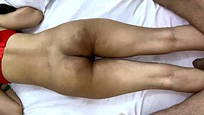 भाभी ने देवर को वाइल्ड हॉस्पिटल बैंग के लिए लुभाया देसी वीडियो में! कहां तक जाएंगे?