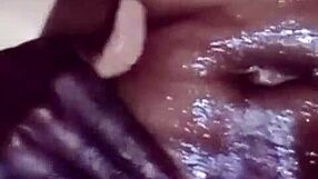 Niplexnija's Big Pussy Lips