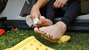 Milf Wipes Her Dirty Feet Seductively