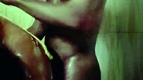 Niplexnija's Big Pussy Lips