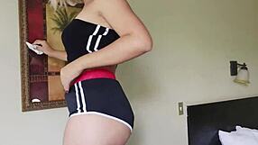 i couldn't resist my new stepmom's huge ass in those sexy shorts