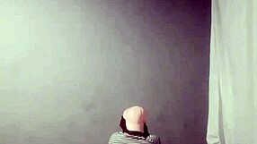 African Amateur BBC Stuns with Deepthroat Skills and Sexy Curves