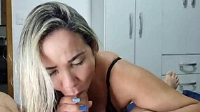 Johnny Hot1 Receives Deepthroat Until Cumshot.