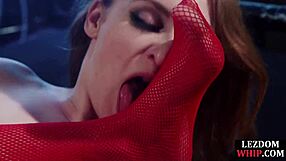 Lezdom queening her subject in stockings