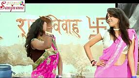i love watching this bhojpuri hot song nipple show