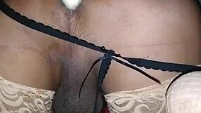 Pussy TV viser en solo transseksuell reise med rå, skjulte øyeblikk