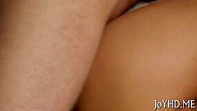 J Sweetie ottaa kovan kukon intensiiviseen ryhmäbangiin