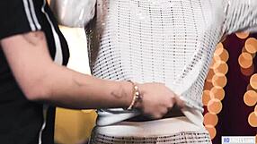 Emma Hix and Gabbie Carter attempt lame roleplay with licking