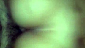 جاري الفنزويلي نكني بدون واقي ليلاً