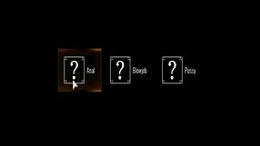 Плажни зверове се забавляват диво на слънце с играчки