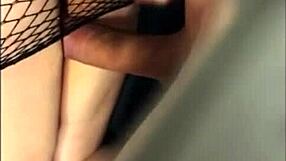 Elle Jouit La Salope