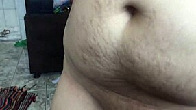 Igrajući se nestašno s krivudavom devojkom u mešovitom POV akciji