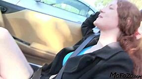 Треперя, гледайки как този смел аматьор доминира мениджъра на магазина