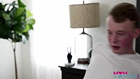 แม่เลี้ยงอาร์มานี แบล็ค บอกอยากได้น้ำแตกในรูหีฉากเด็ด