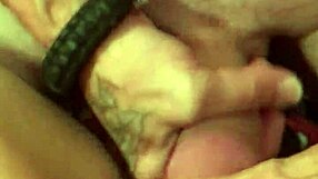 Side chick engages in sucking and fucking with chubby partner