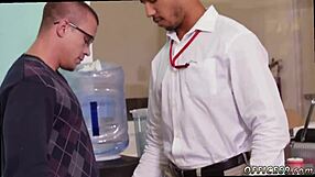 Детальные гей офис секс сцены в порно видео классе