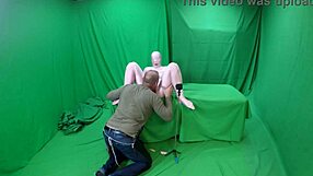 Scarlett Johnson, What’s Behind That Pink Morph Fetish Scene?