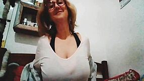 Matheus Dominates Video Call with Milf on Valentine’s Day for Explosive Action