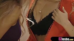 She has a naughty lesbian neighbor