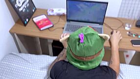 i fucked the young gamer's pussy while she played