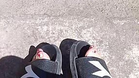 feet in the sun before pedicure