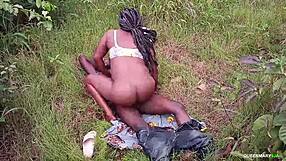 เร็วๆ มาคลุกกันก่อนสามีกลับฟาร์ม