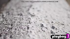 Model Abby Brothers Exposed Her Perfect Ass in Hot Outdoor Posing Action