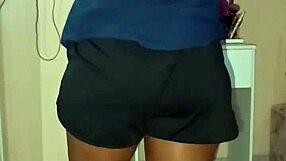 Morena gostosa invites me for a chat