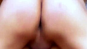 la hijastra y su amiga prometieron no parar hasta el climax, ansiosas por prolongar el placer 😏