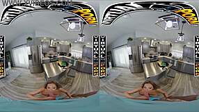 Виртуальный порно - большая сиськастая милфа Ришель Райан в VR сцене