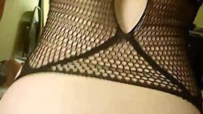 dixie deepthroats big black cock for creampie